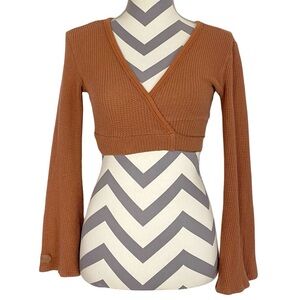Set Active Wrap Top Women Size Medium Crop Shirt Thermal Rust Orange Long Sleeve
